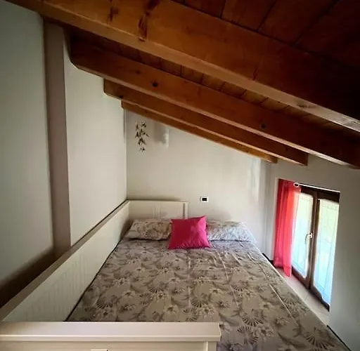 Sem Chi, The Oasis On The Apartman Cerro (Laveno-Mombello)